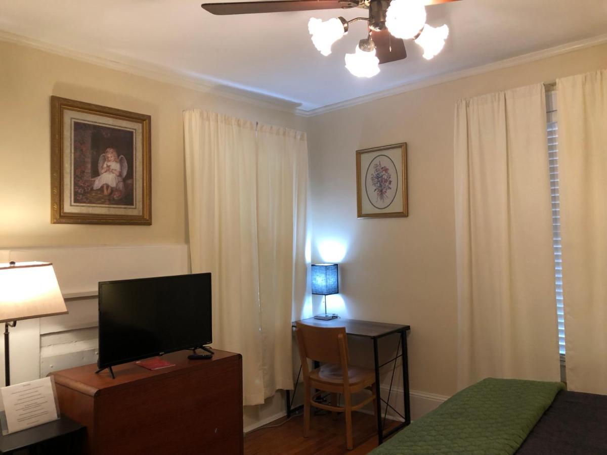Brick House Retreat Hotel Hamlet Bagian luar foto
