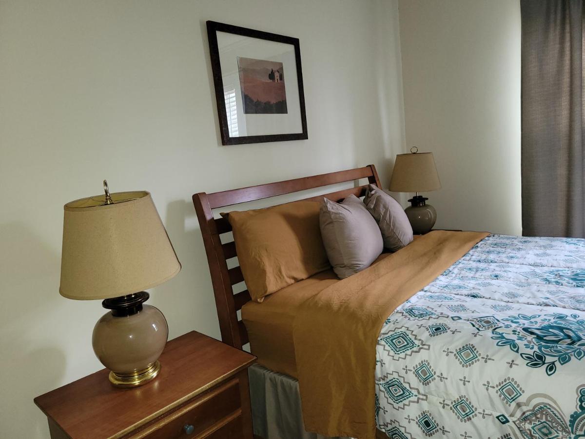 Brick House Retreat Hotel Hamlet Bagian luar foto