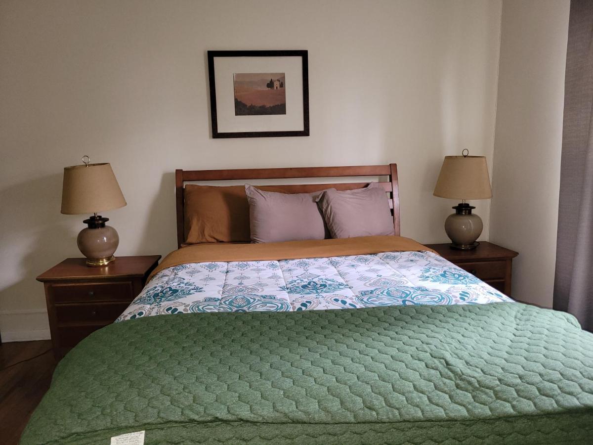 Brick House Retreat Hotel Hamlet Bagian luar foto