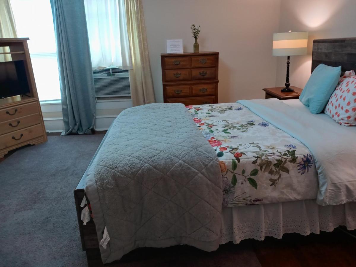 Brick House Retreat Hotel Hamlet Bagian luar foto