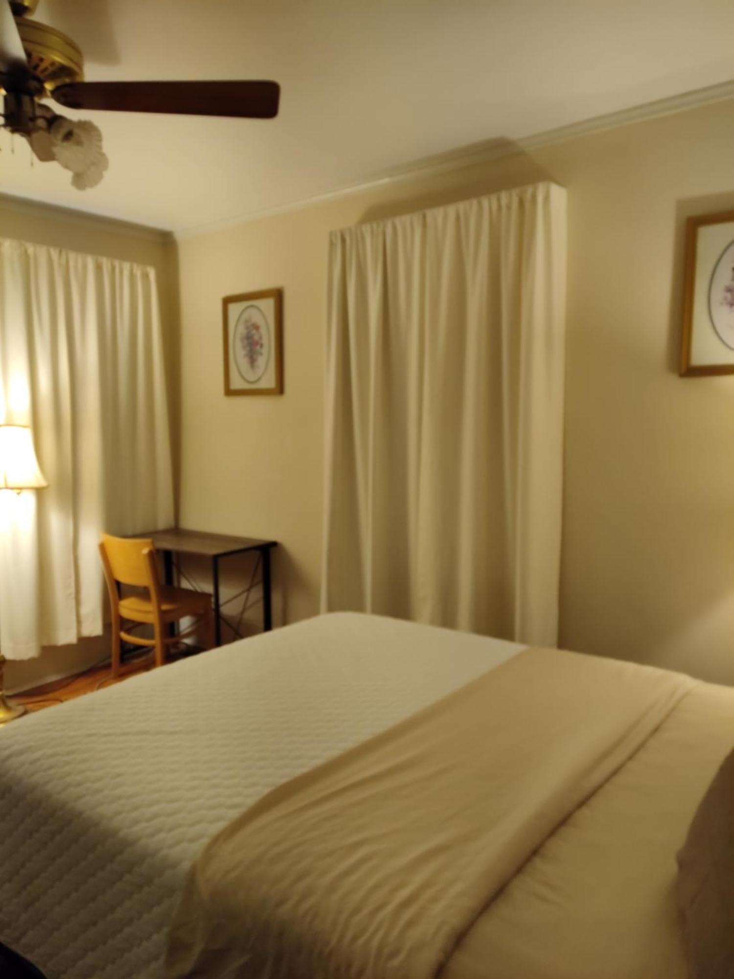 Brick House Retreat Hotel Hamlet Bagian luar foto