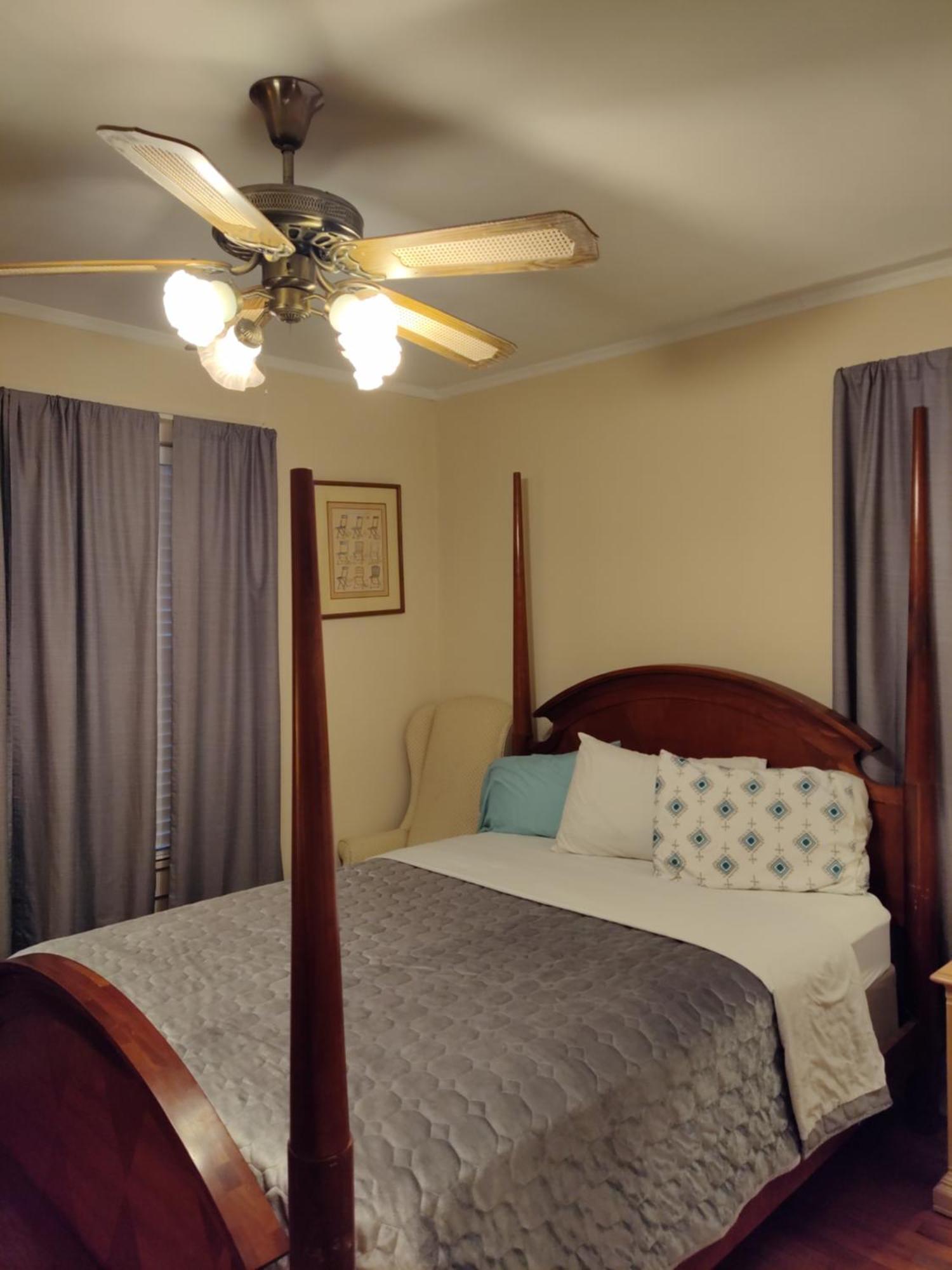 Brick House Retreat Hotel Hamlet Bagian luar foto
