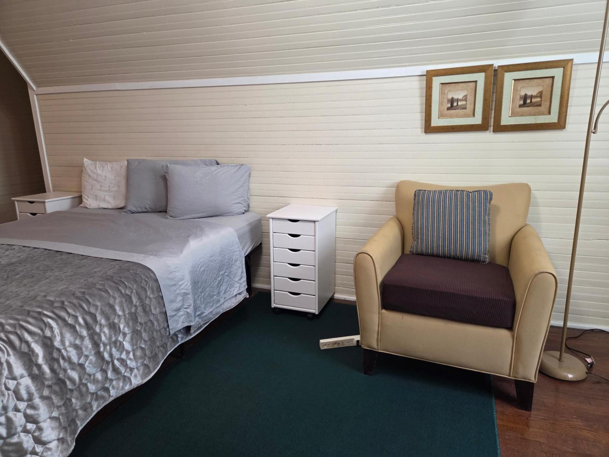 Brick House Retreat Hotel Hamlet Bagian luar foto